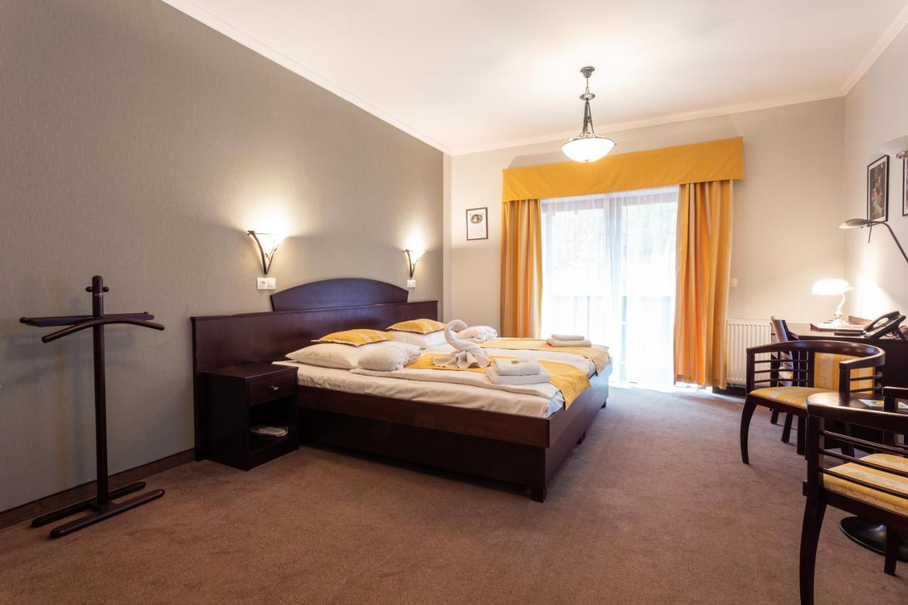 Hotel Studanka ريخنوف ناد كنيجنو المظهر الخارجي الصورة