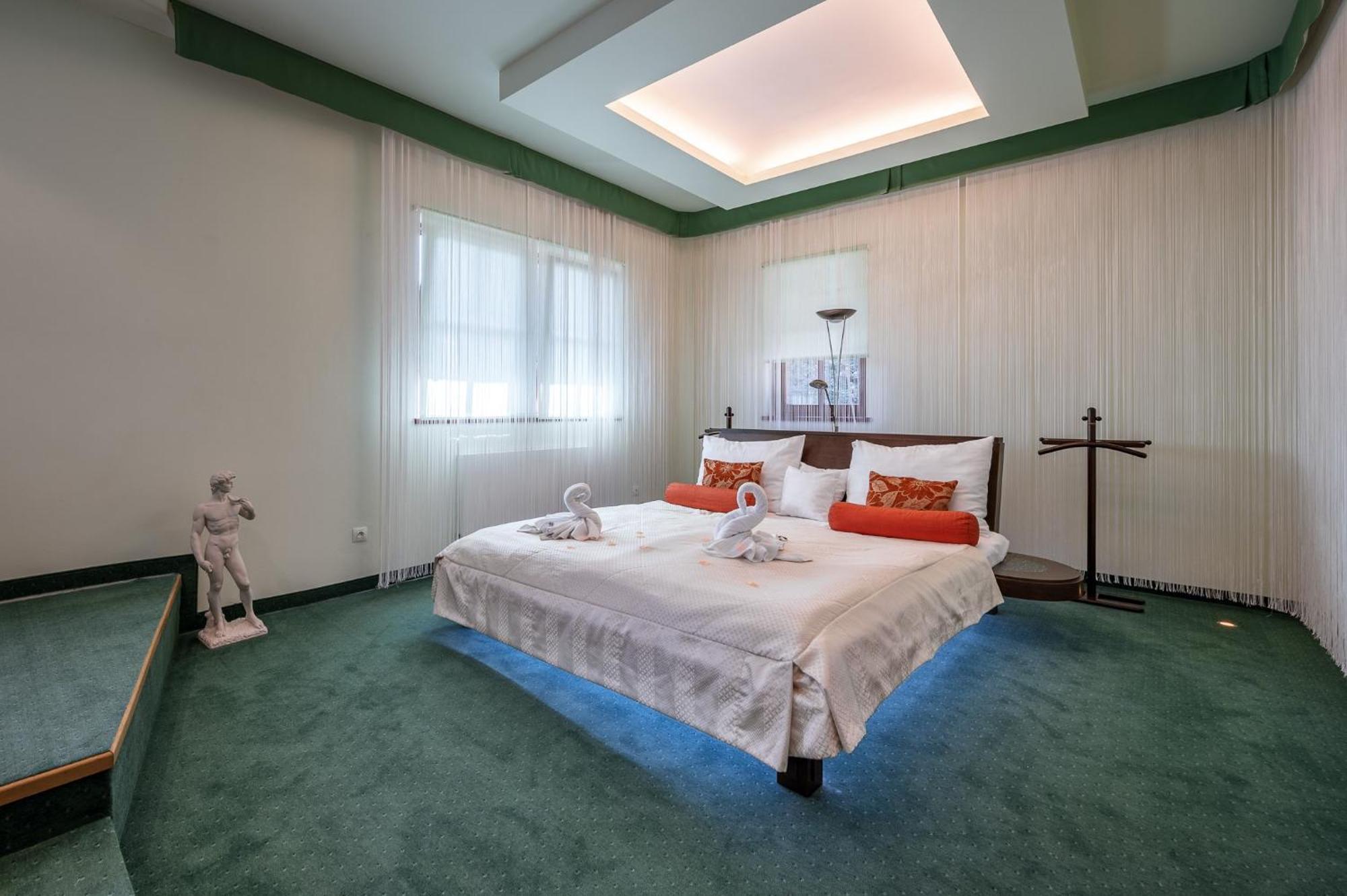 Hotel Studanka ريخنوف ناد كنيجنو المظهر الخارجي الصورة